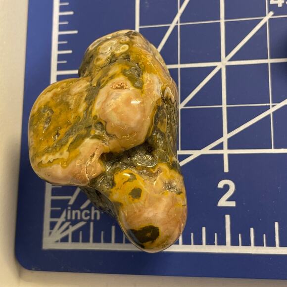 Beautiful Large Prairie Agates - Picture 10 of 11